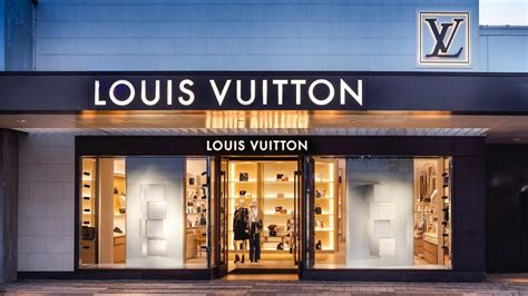 louis vuitton matthew insta|louis vuitton store.